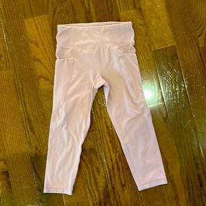 Cropped girls Athleta leggings